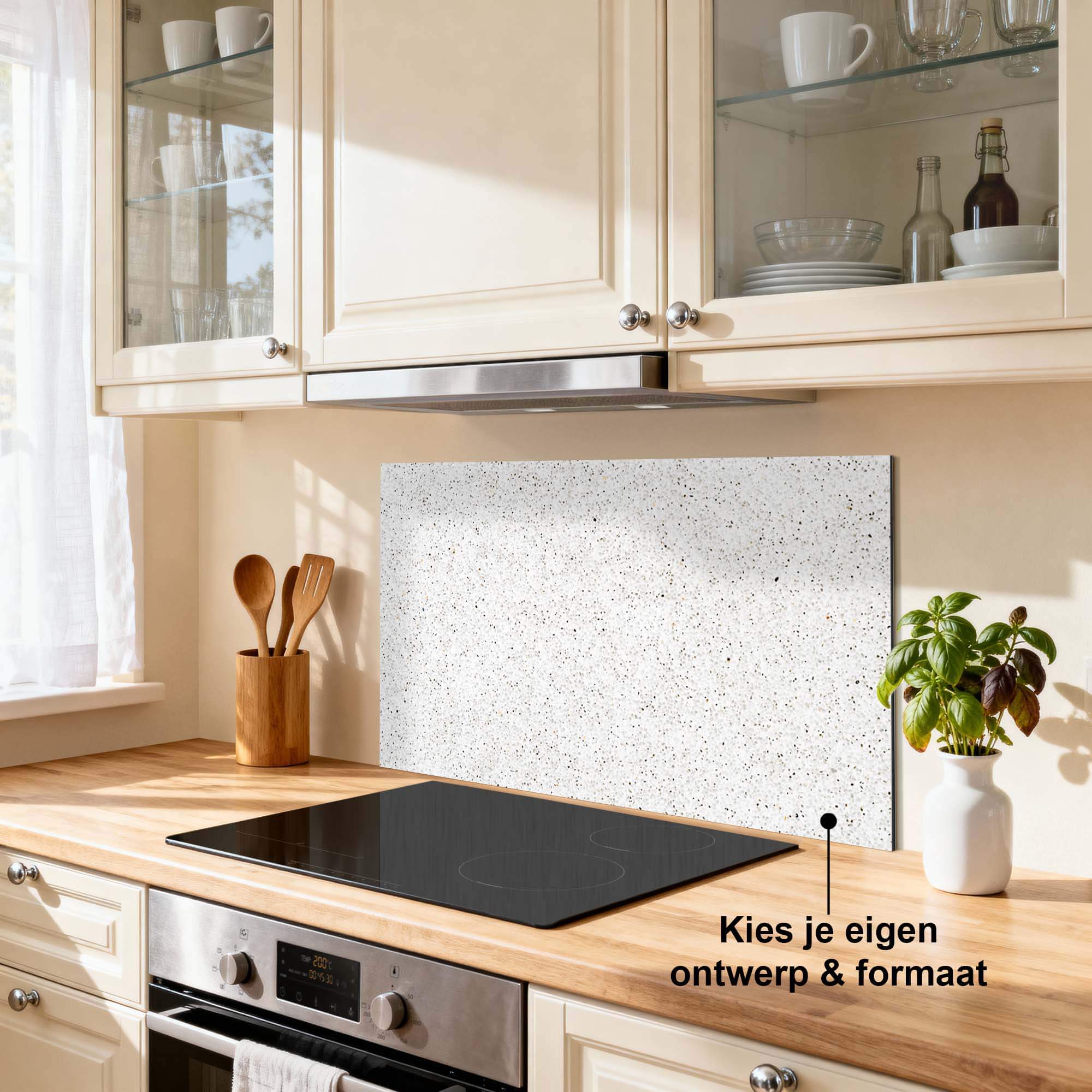 Terrazzo Spatscherm in stijlvolle keuken, duurzaam en hittebestendig, ideaal als spatwand of keuken spatscherm.