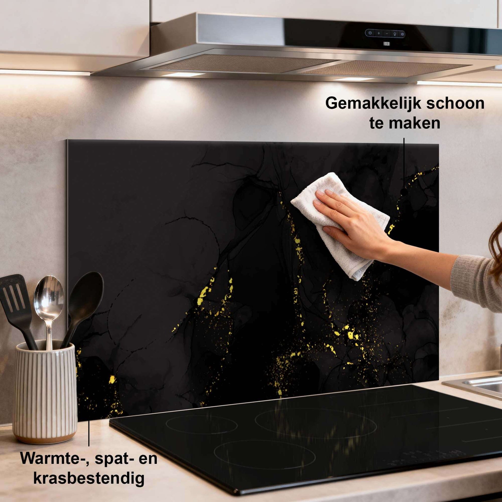Black Marble Gold Spritzschutz in der Küche, schwarzer Spritzschutz mit goldenen Akzenten, Spritzschutz in der Küche, hitzebeständig und spritzwassergeschützt.
