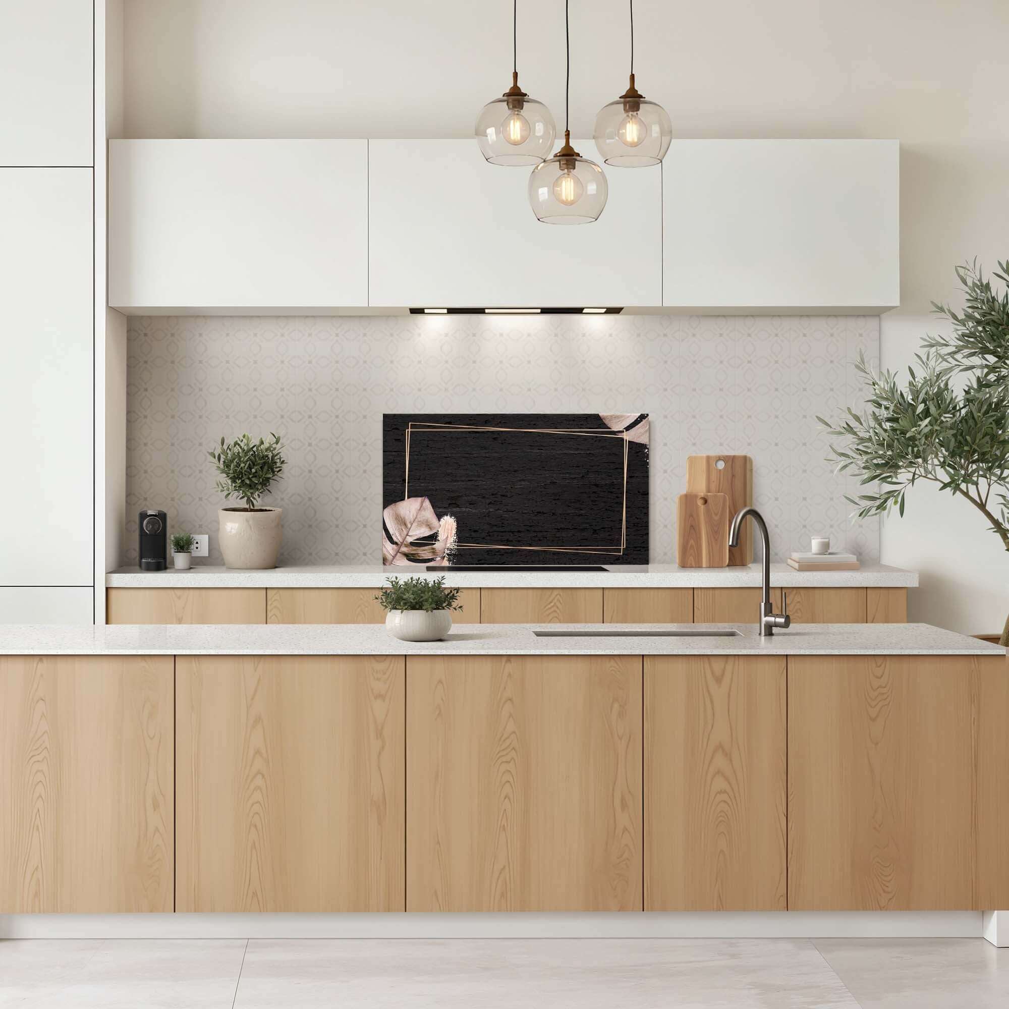 Modern keuken met Midnight Leaves Spatscherm, een stijlvol zwart en goud Spatscherm voor een chique spatwand in de keuken.