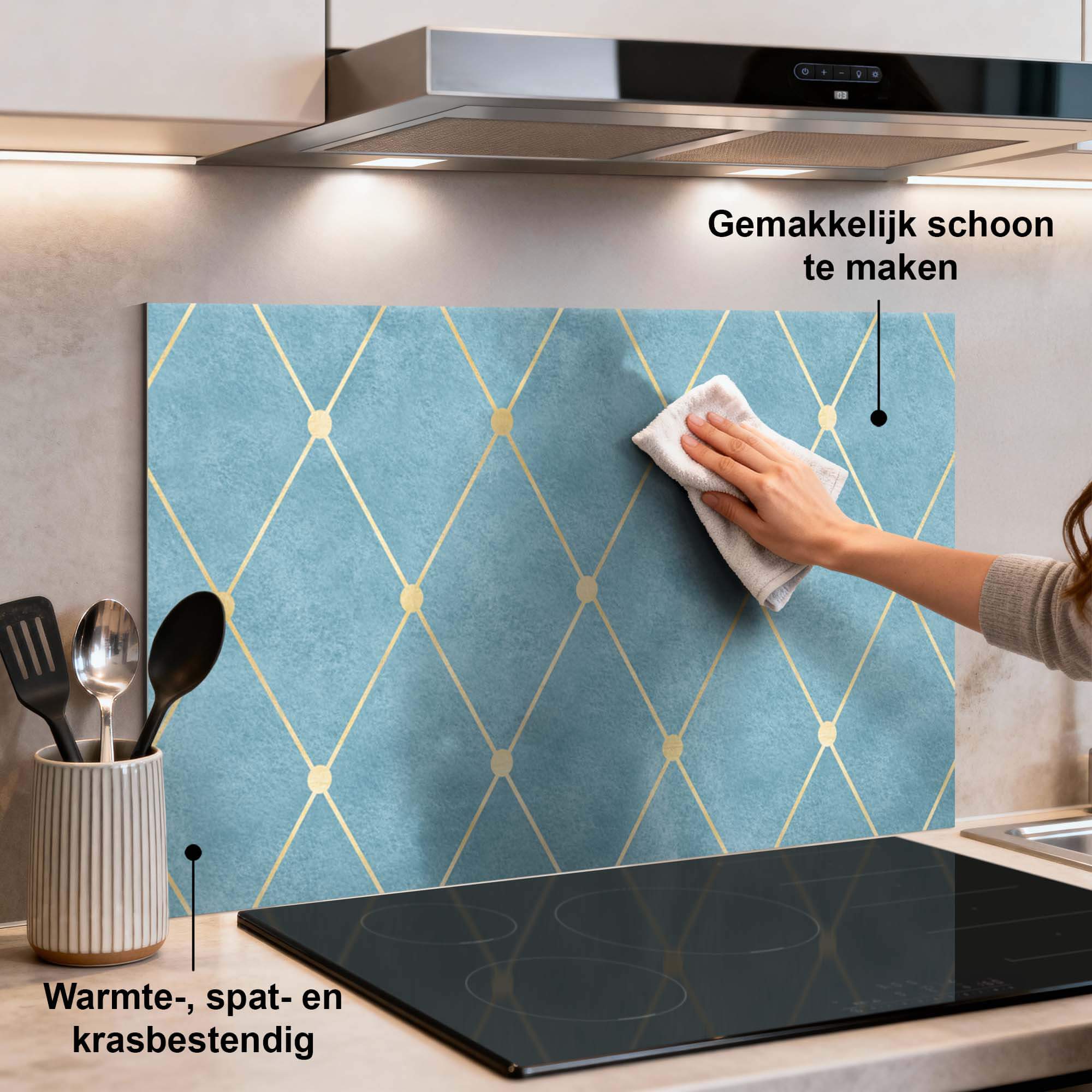 Azure Line Grid Spatscherm met goud ruitpatroon op azuurblauw, een moderne keuken spatscherm en spatwand, makkelijk schoon te maken.
