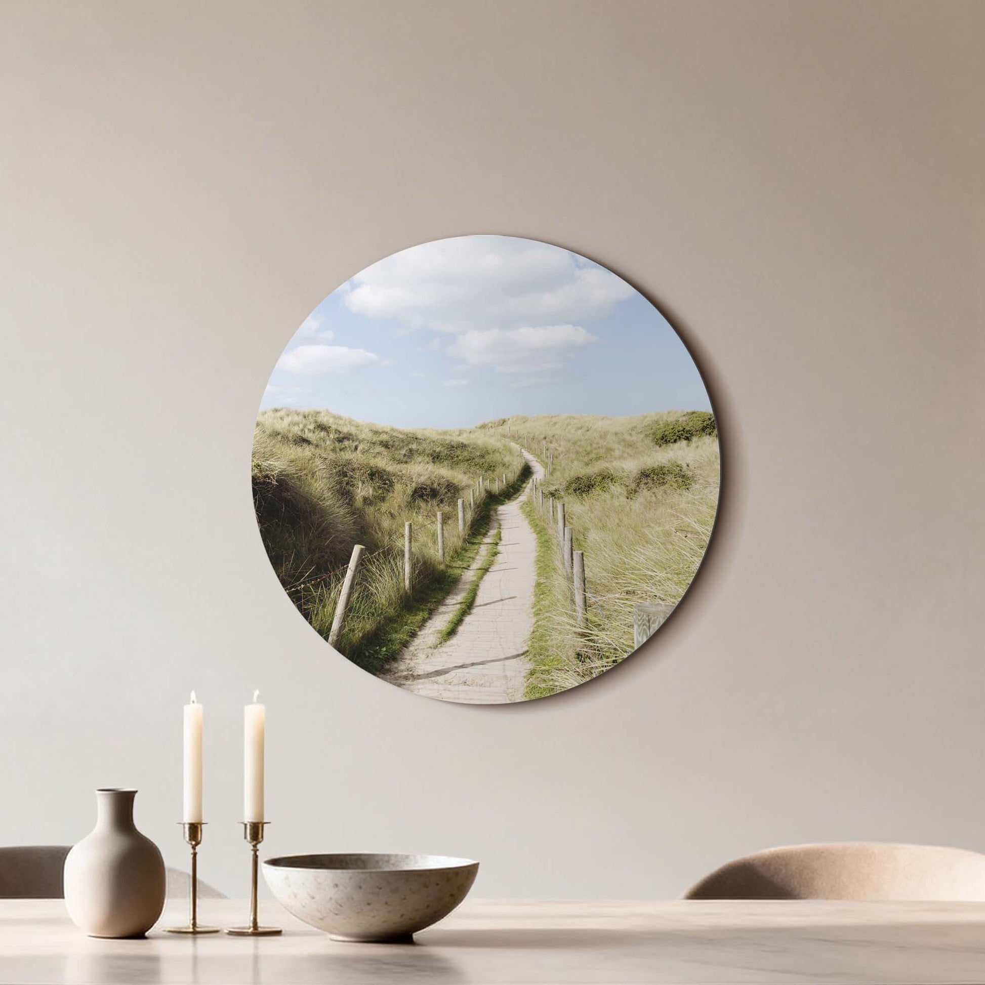 Dune Path - Wandkreis mit friedlichem Dünenweg zum Meer, natürlicher Charme für Ihr Interieur.