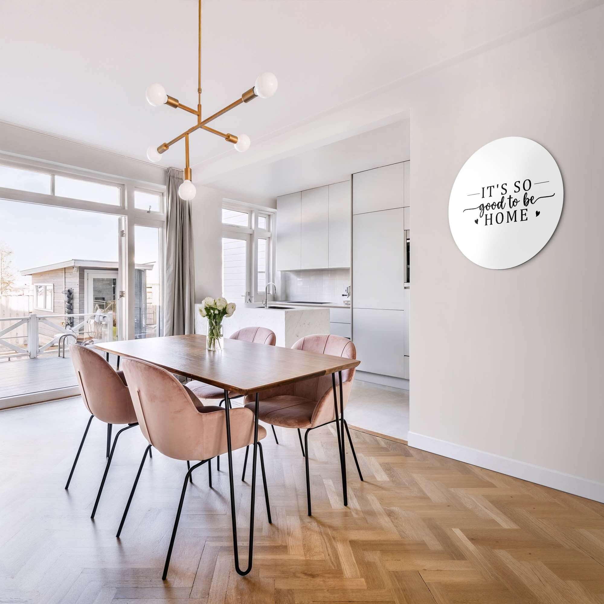 Good To Be Home - Muurcirkel in moderne eetkamer interieur, stijlvolle Muurcirkels voor keuken en hal.