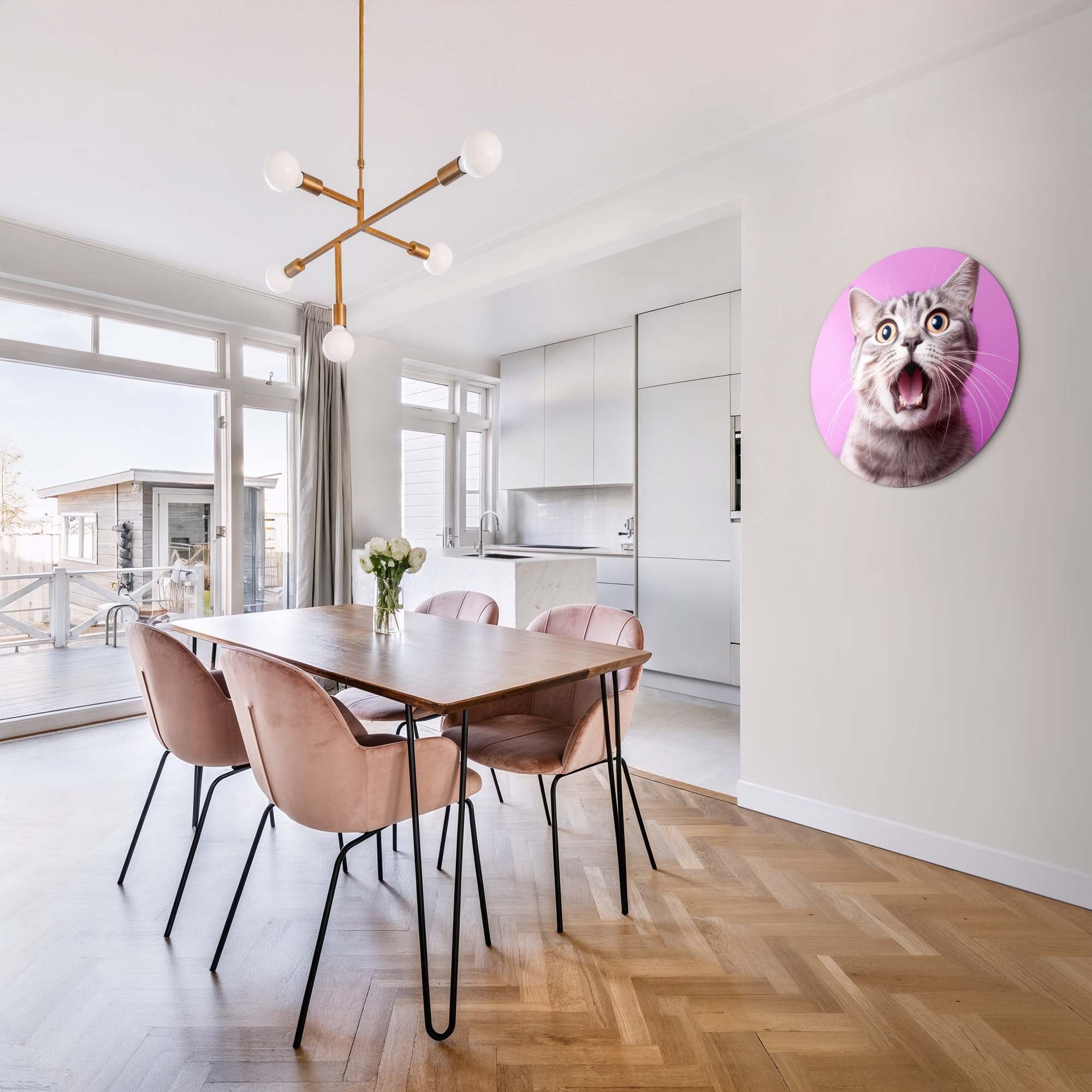 Surprised Whiskers – Muurcirkel