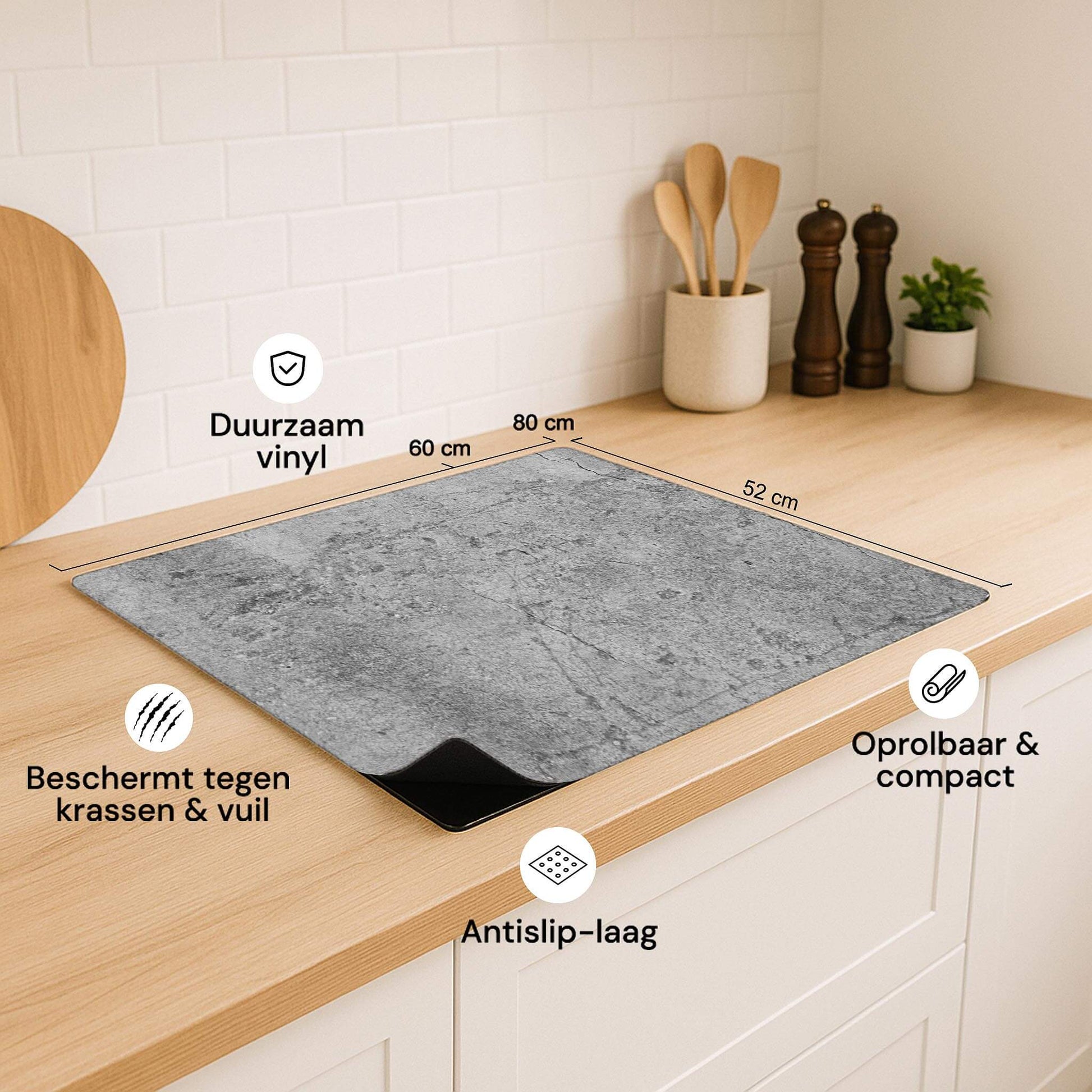Close-up van de Urban Stone inductiebeschermer met antislip-laag en afmetingen